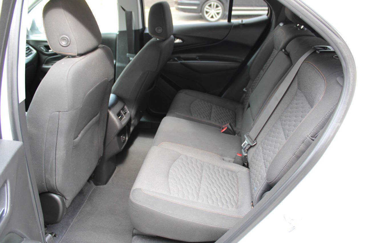 Used 2021 Chevrolet Equinox LT image 17