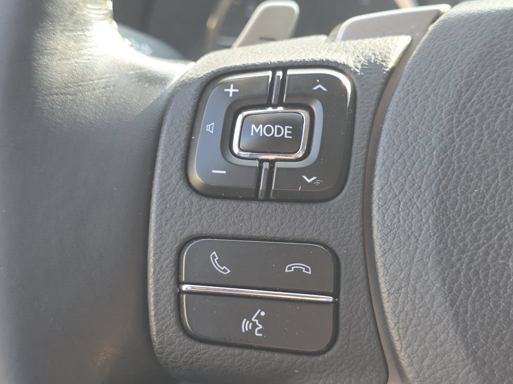 Used 2018 Lexus IS 300 AWD w/ Premium Package image 29