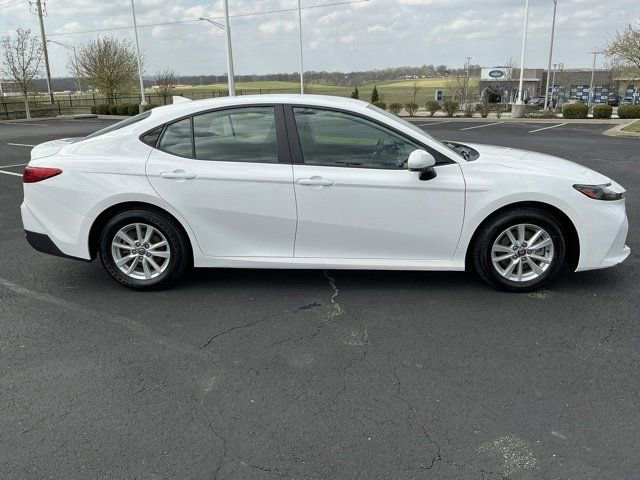 Used 2025 Toyota Camry LE FWD image 2