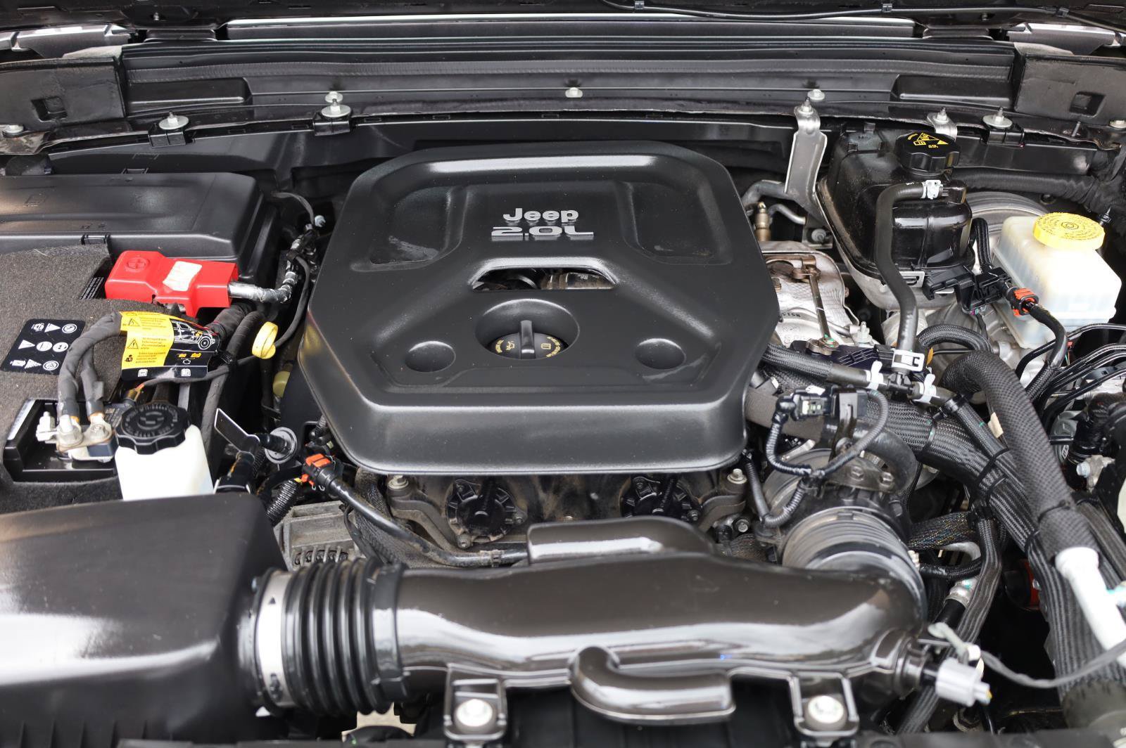 Used 2021 Jeep Wrangler Sport AWD/4WD image 11