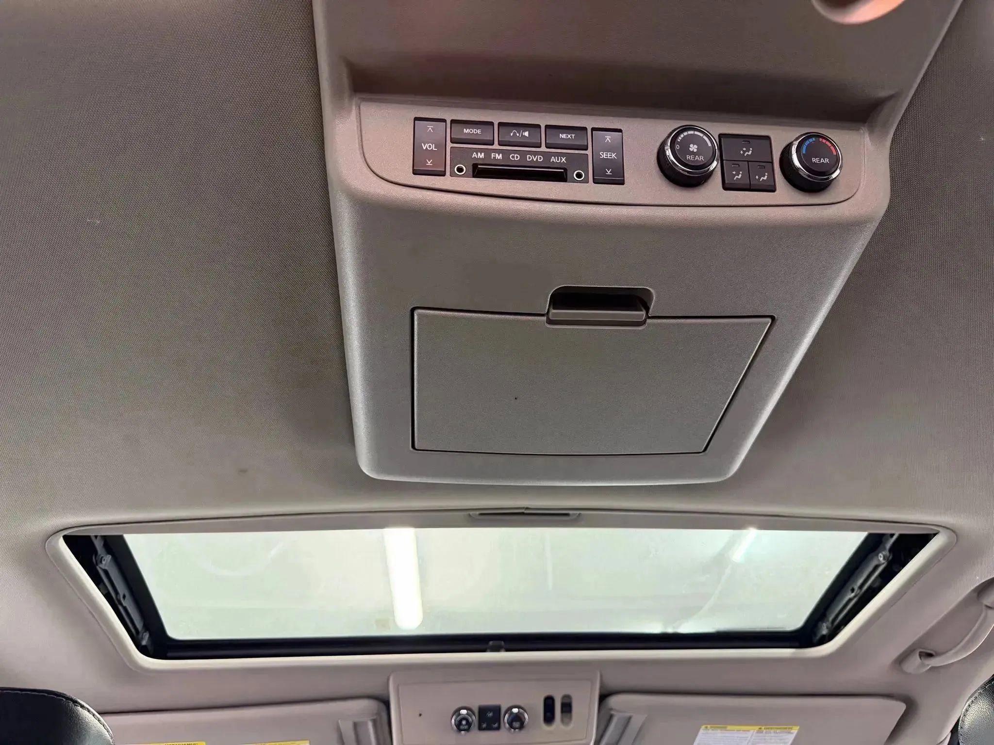 Used 2012 Nissan Armada Platinum AWD/4WD image 23