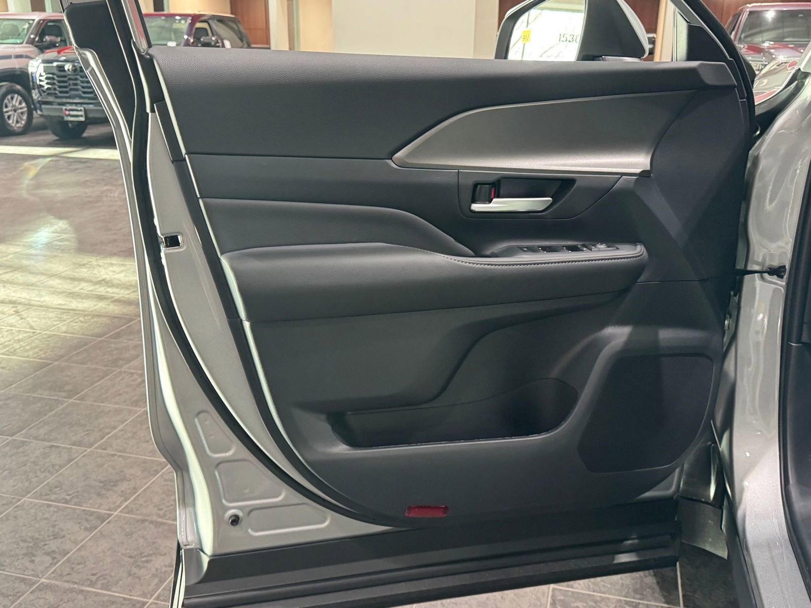 New 2026 Toyota Grand Highlander XLE image 18