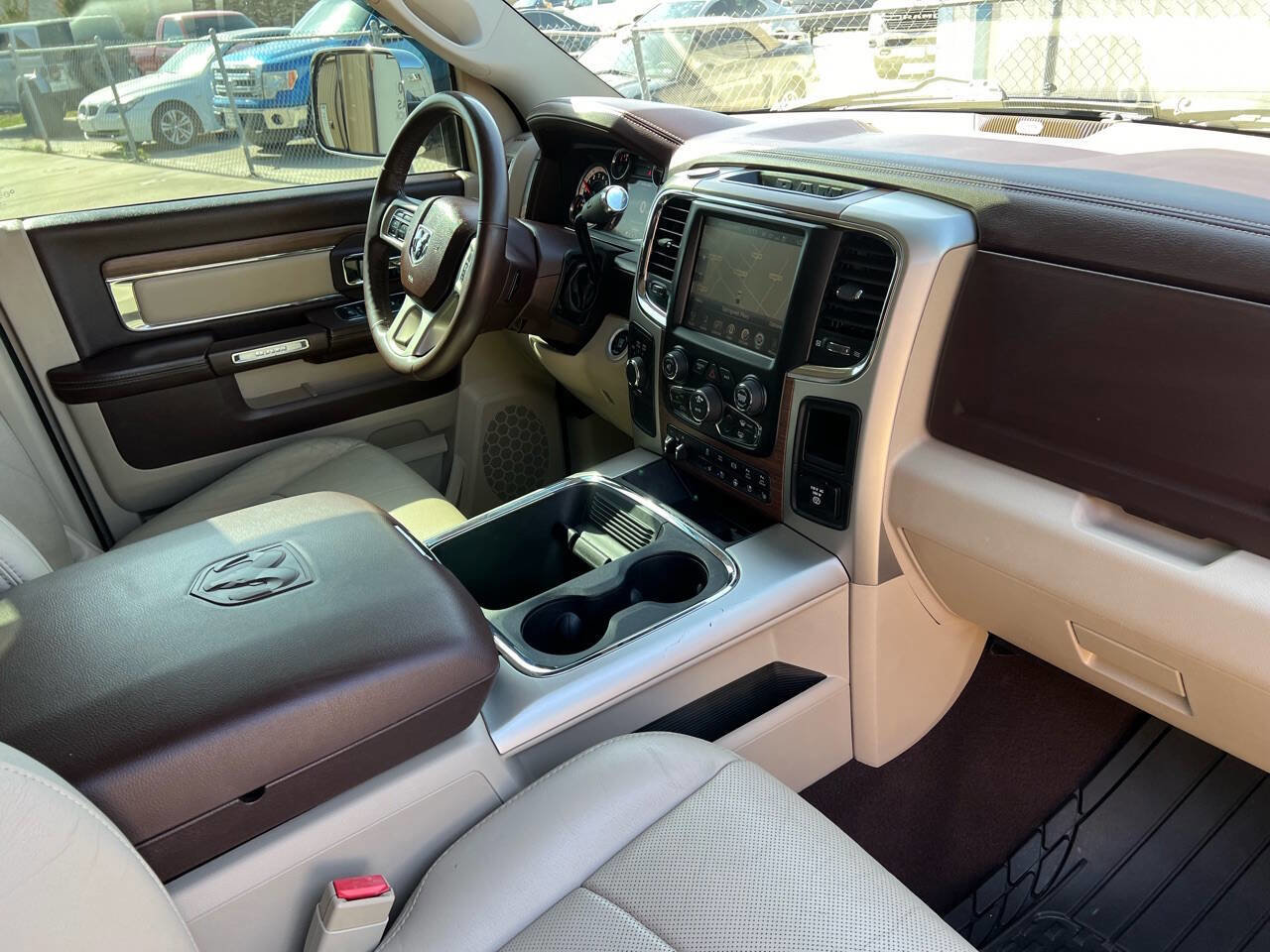 Used 2016 RAM 2500 Laramie w/ Convenience Group image 23