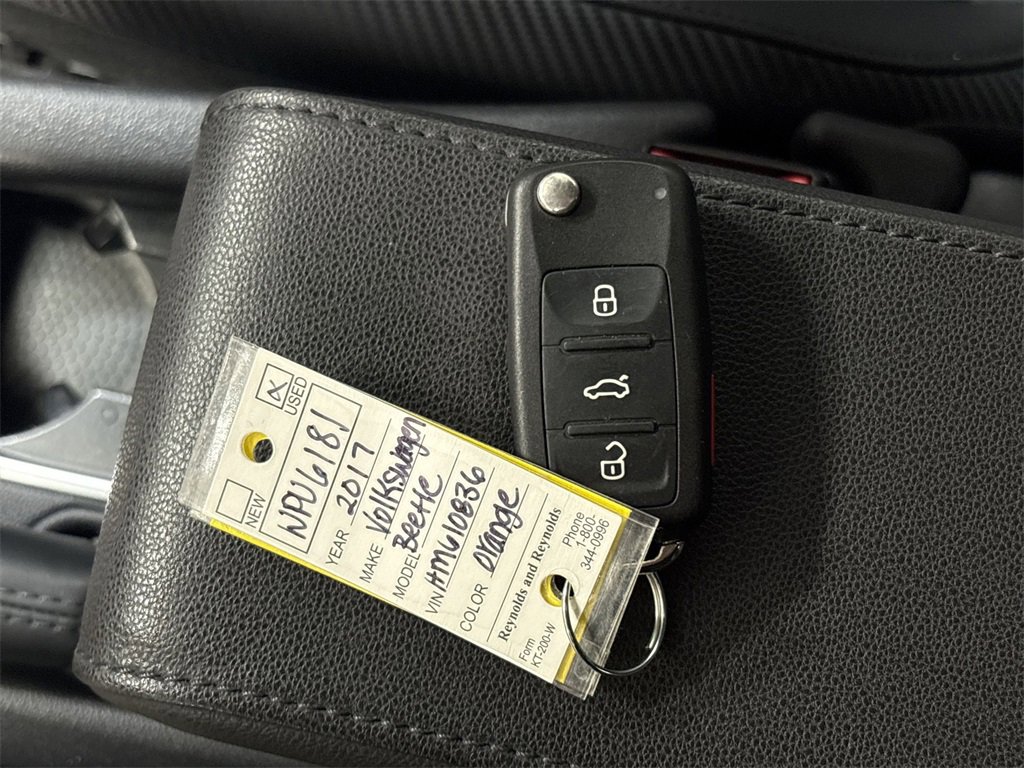 Used 2017 Volkswagen Beetle 1.8T SEL image 17