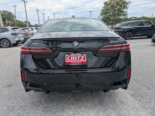 New 2027 BMW 530i xDrive w/ M Sport Package AWD/4WD image 6