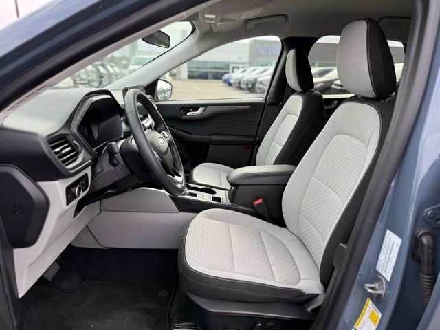 Used 2023 Ford Escape Active w/ Tech Pack #2 image 13