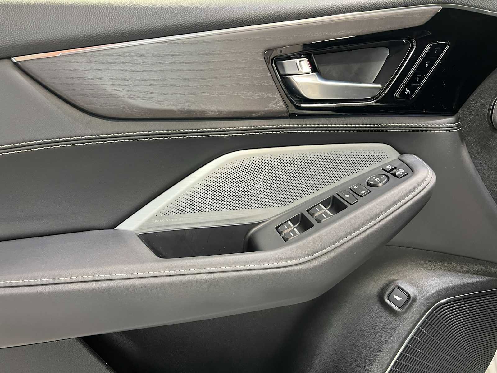 New 2026 Acura MDX SH-AWD w/ Advance Package image 16