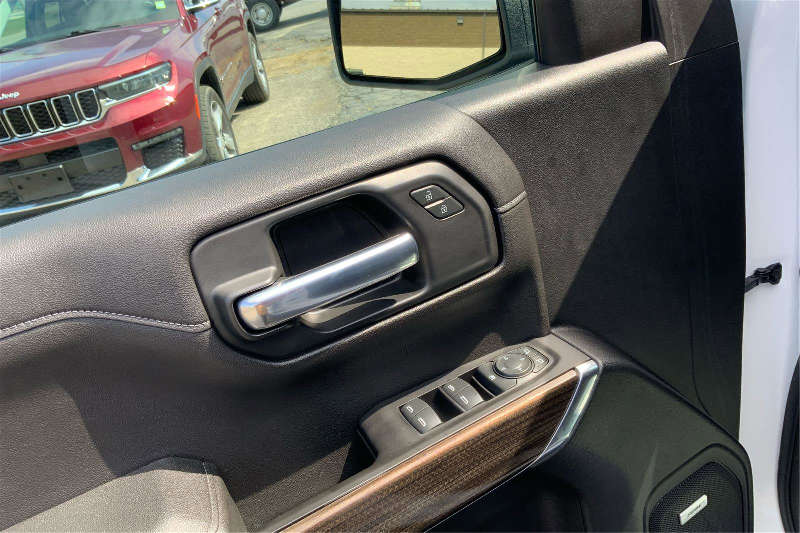 Used 2020 Chevrolet Silverado 1500 RST image 21
