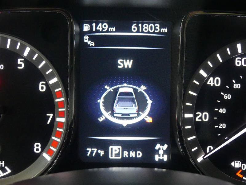Used 2017 Nissan Titan SV AWD/4WD image 33
