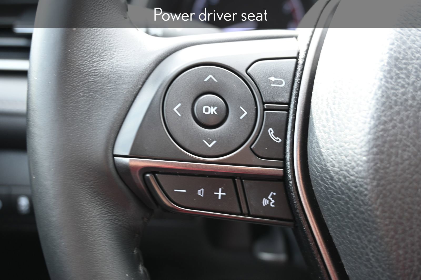 Used 2023 Toyota Camry SE image 11