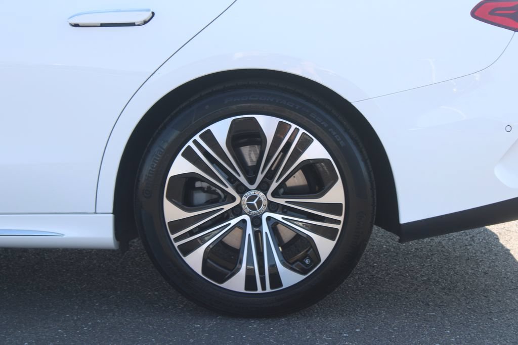 Used 2025 Mercedes-Benz E 350 Sedan image 17