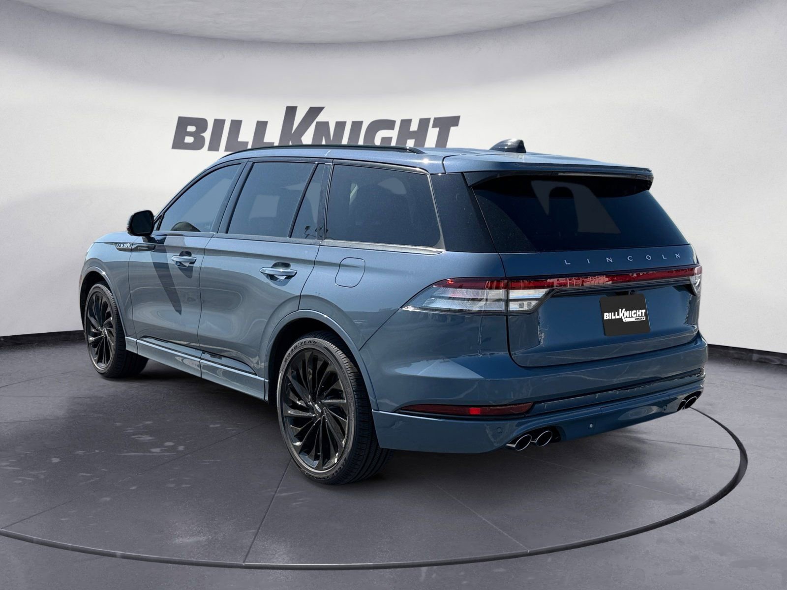 New 2026 Lincoln Aviator Reserve image 3
