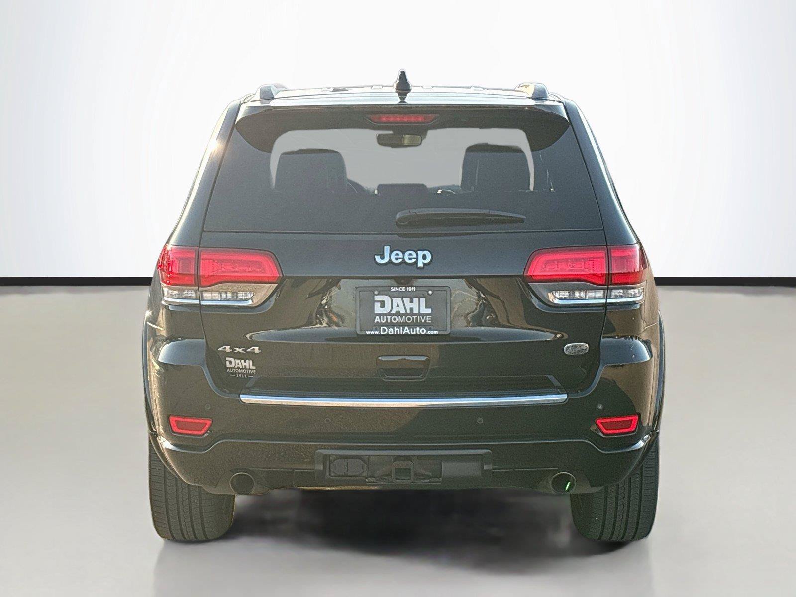 Used 2019 Jeep Grand Cherokee Overland AWD/4WD image 12