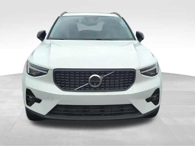 New 2025 Volvo XC40 B5 Ultra w/ Protection Package Premier AWD/4WD image 10
