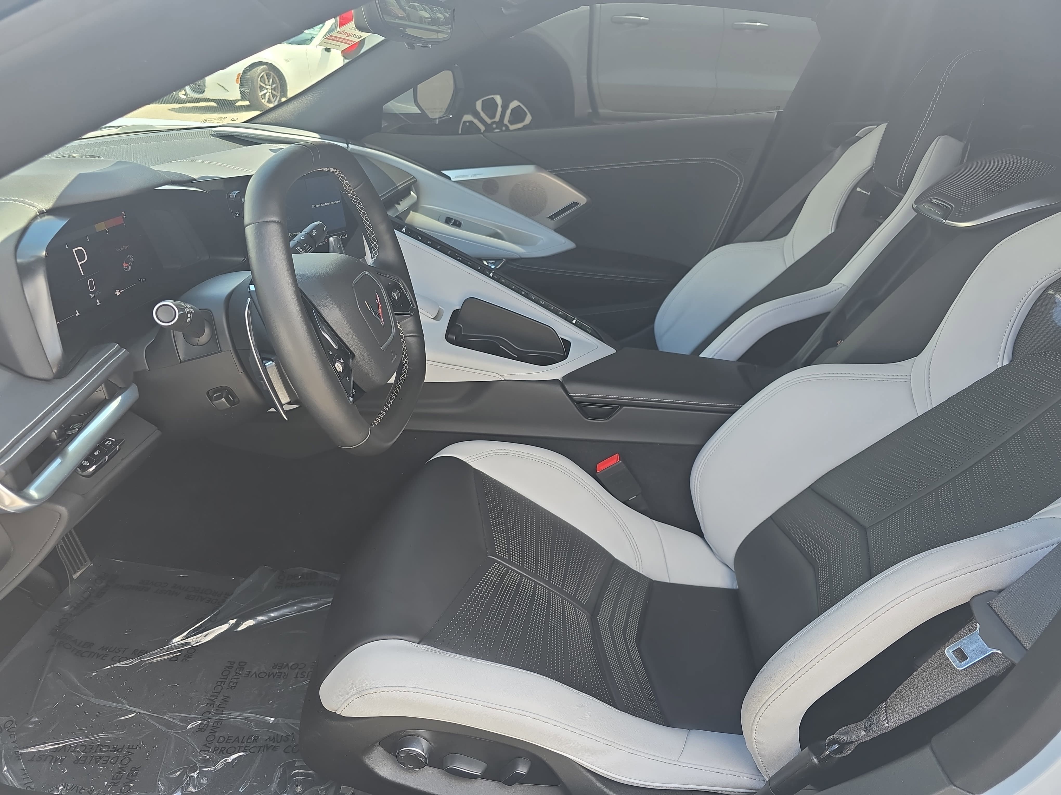 Used 2022 Chevrolet Corvette Stingray Preferred Cpe w/ Engine Appearance Package RWD image 12