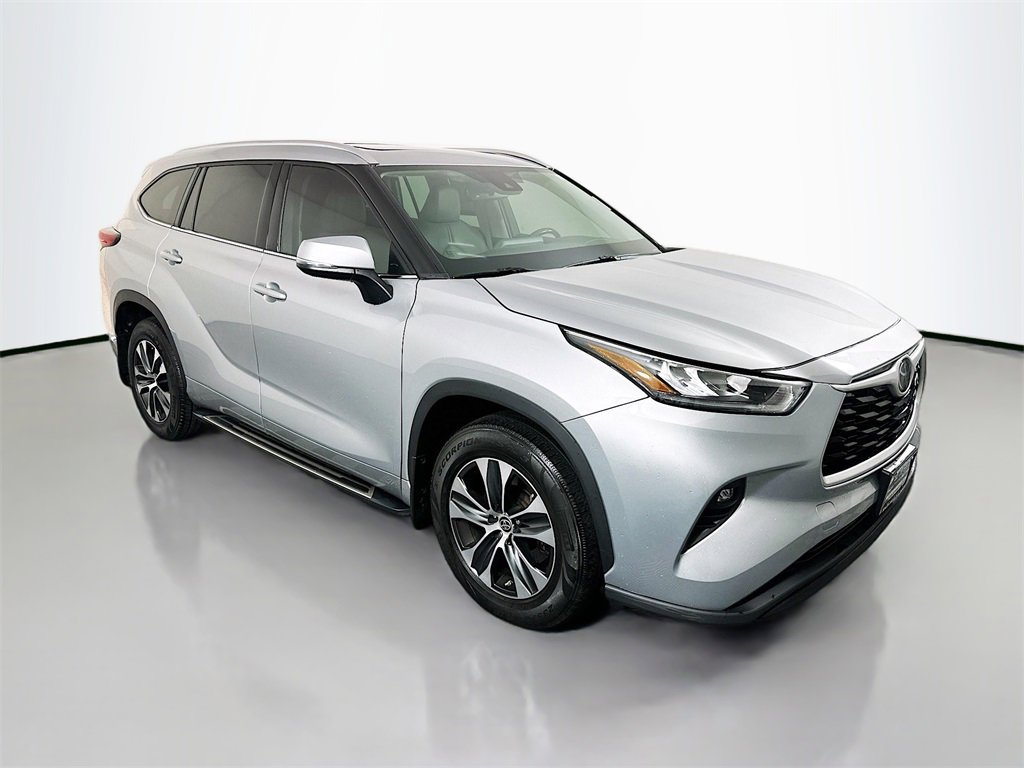 Used 2020 Toyota Highlander XLE