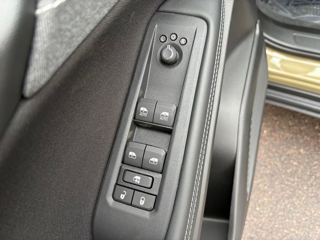 New 2026 Jeep Cherokee Laredo image 15