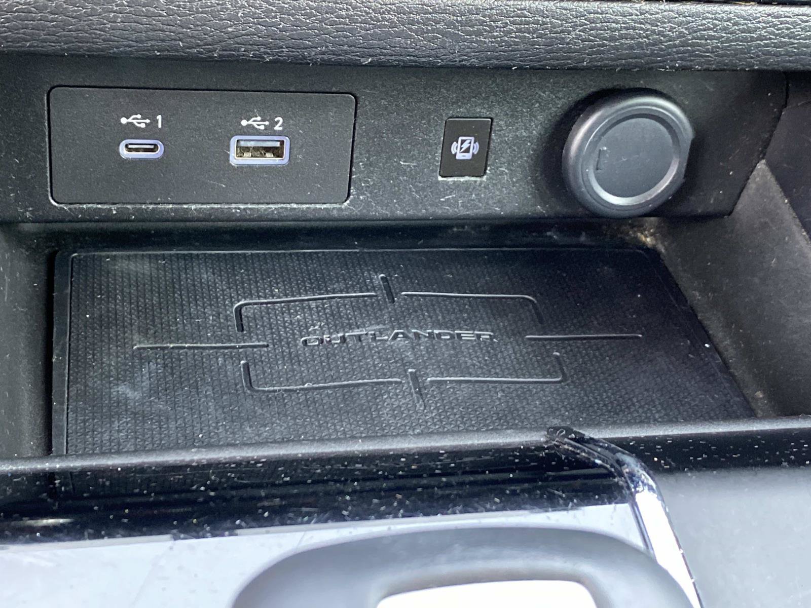 Used 2022 Mitsubishi Outlander SE AWD/4WD image 14