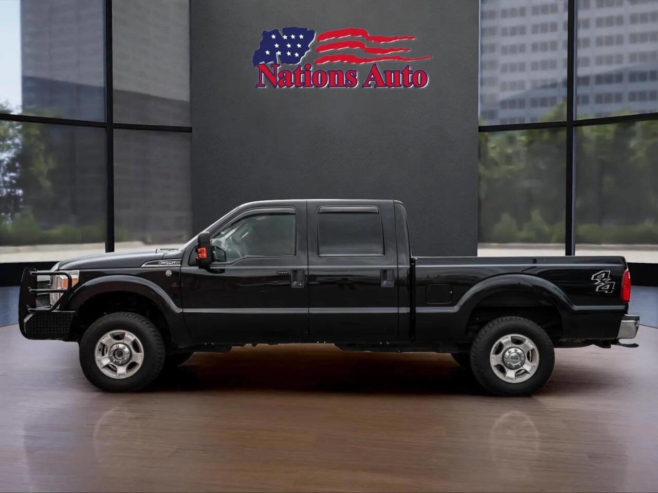 Used 2015 Ford F250 XLT w/ XLT Value Package image 2