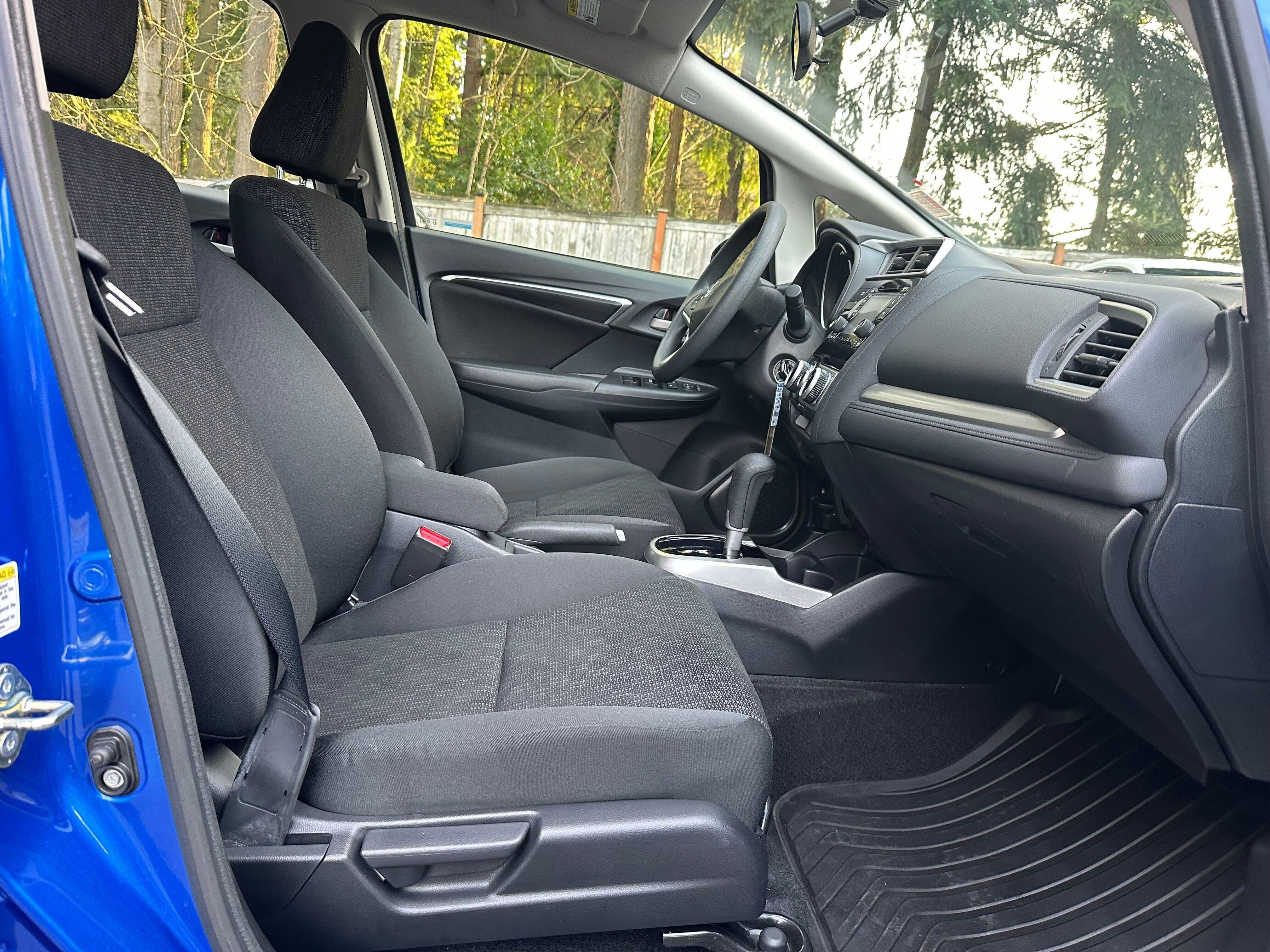 Used 2015 Honda Fit LX image 10