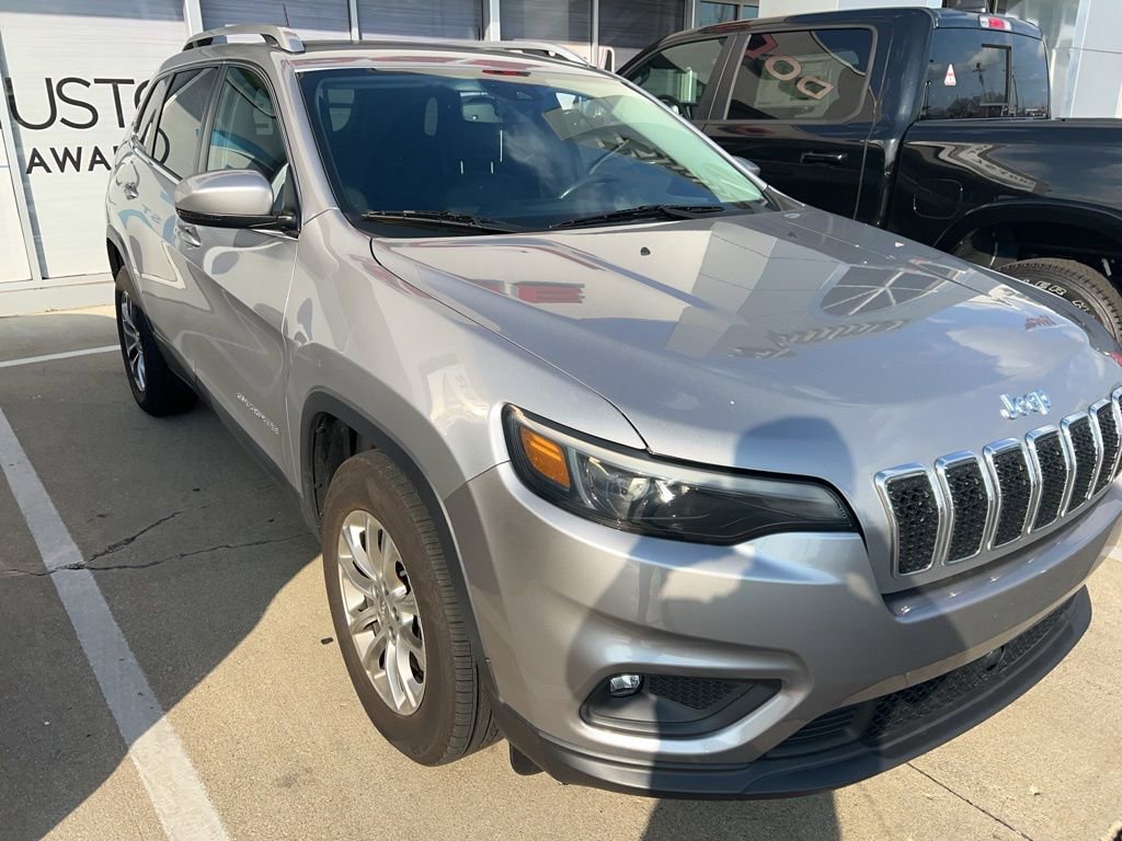 Certified 2021 Jeep Cherokee Latitude Lux w/ Comfort/Convenience Group image 3