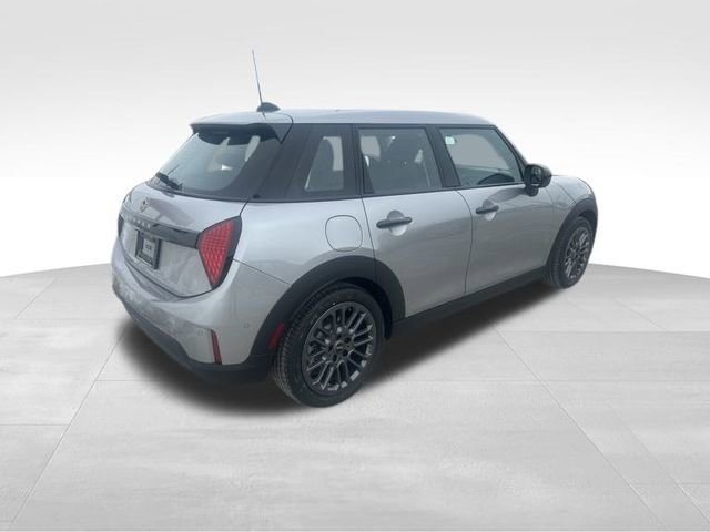 New 2026 MINI Cooper 4-Door Hardtop image 3