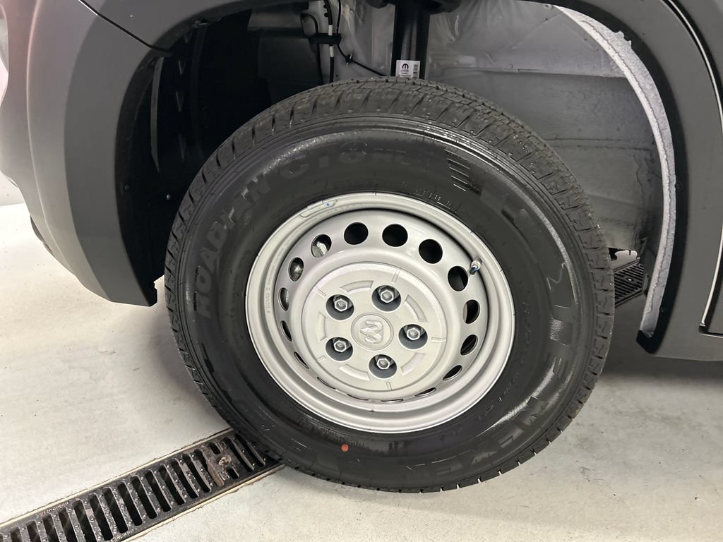 New 2026 RAM ProMaster 2500 w/ Convenience Group FWD image 9
