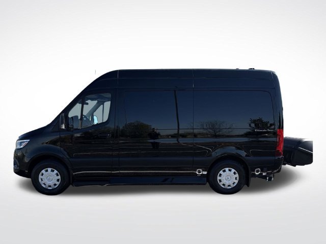 Used 2022 Mercedes-Benz Sprinter 2500 image 28