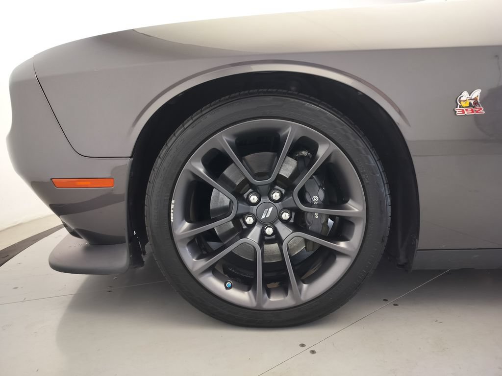 Used 2022 Dodge Challenger R/T Scat Pack RWD image 5