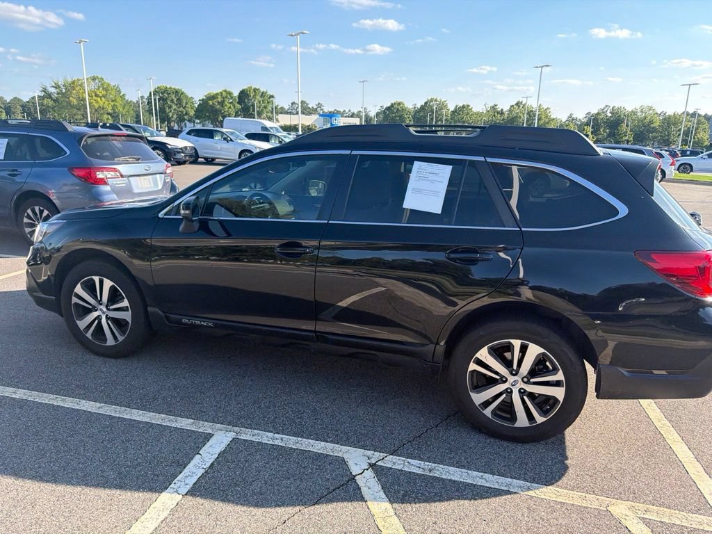 Used 2018 Subaru Outback 2.5i Limited AWD/4WD image 20