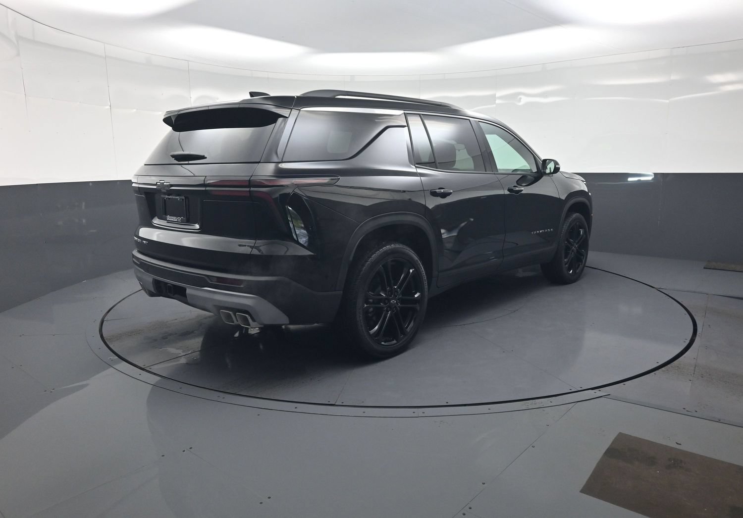 New 2026 Chevrolet Traverse LT w/ LPO, Floor Liner Package AWD/4WD image 3