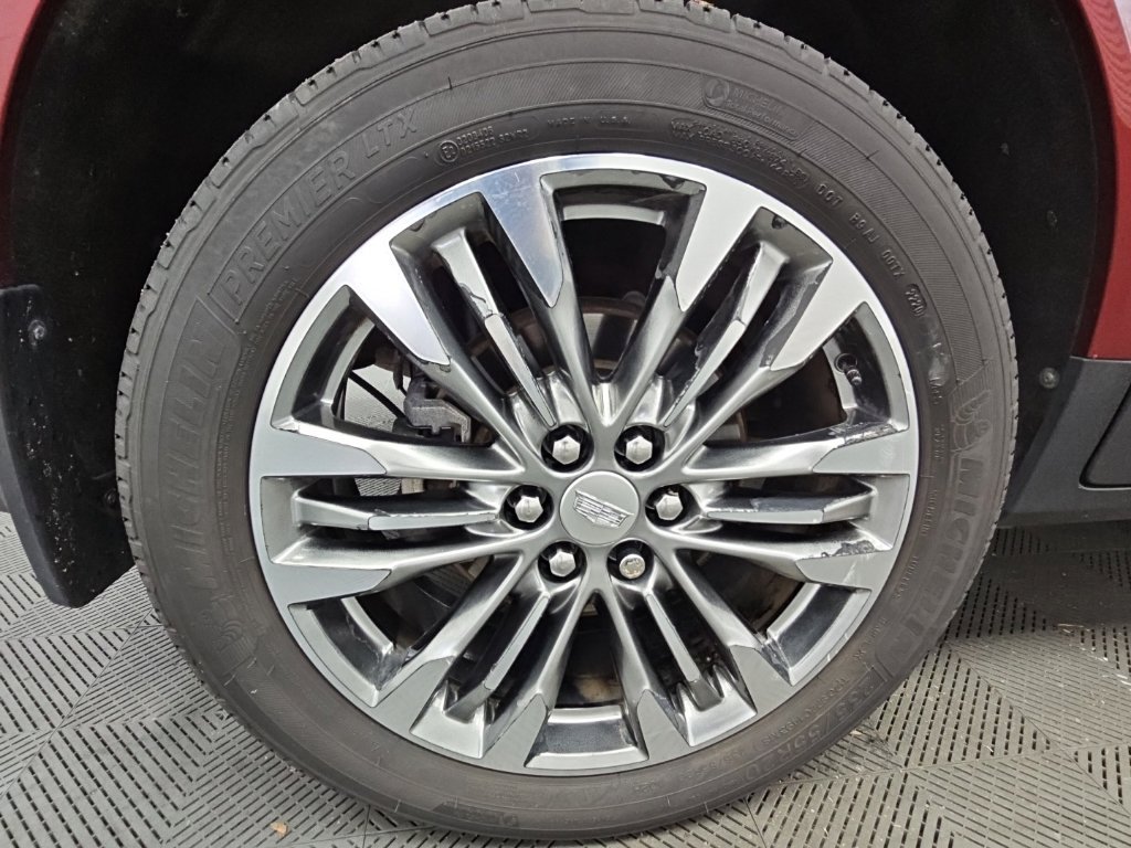 Used 2017 Cadillac XT5 Premium Luxury FWD image 50