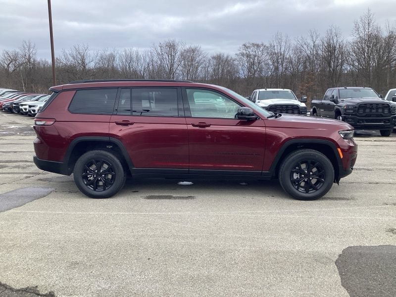 New 2025 Jeep Grand Cherokee L Altitude AWD/4WD image 8