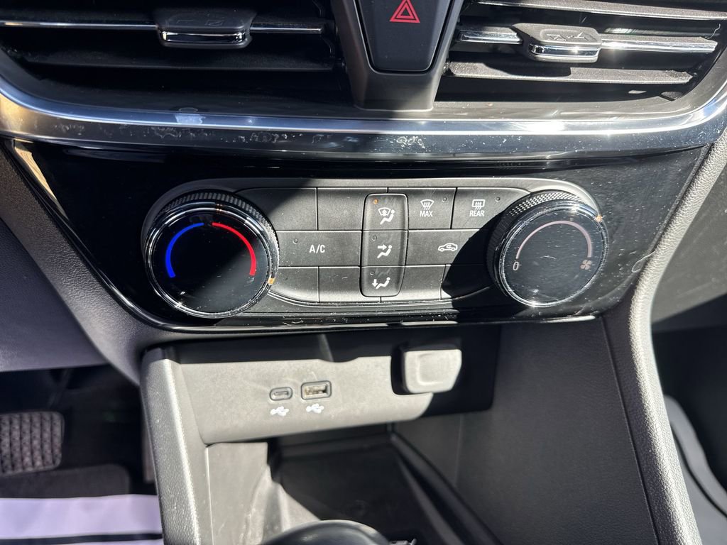 Used 2024 Buick Encore GX Sport Touring w/ Advanced Technology Package image 19