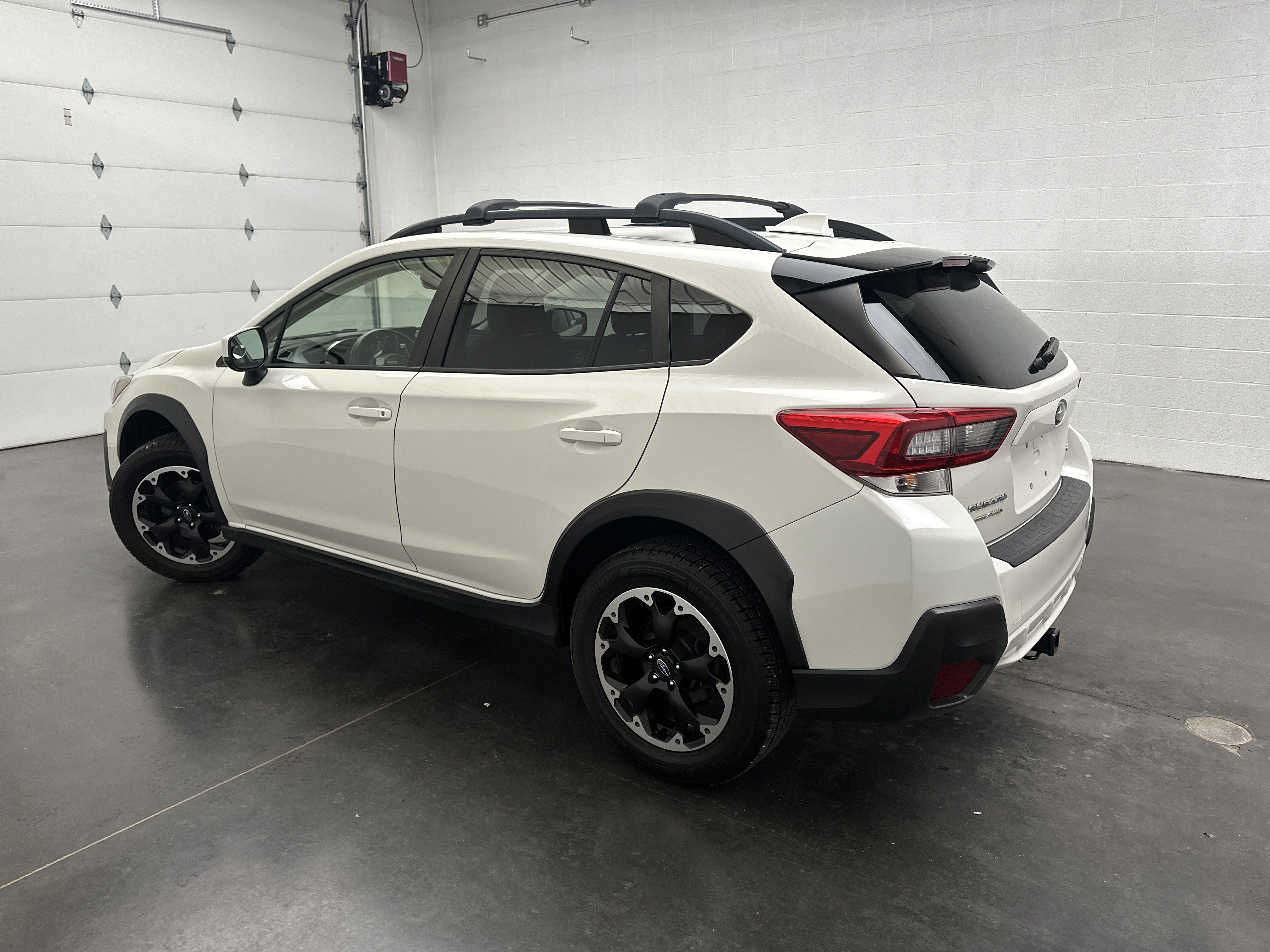 Used 2022 Subaru Crosstrek 2.0i Premium AWD/4WD image 6