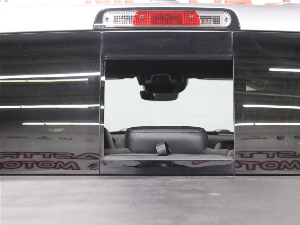Used 2021 RAM 1500 Laramie AWD/4WD image 32