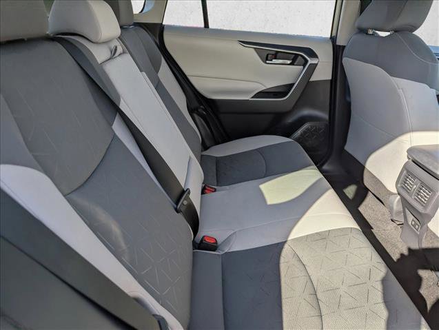 Used 2021 Toyota RAV4 XLE image 29