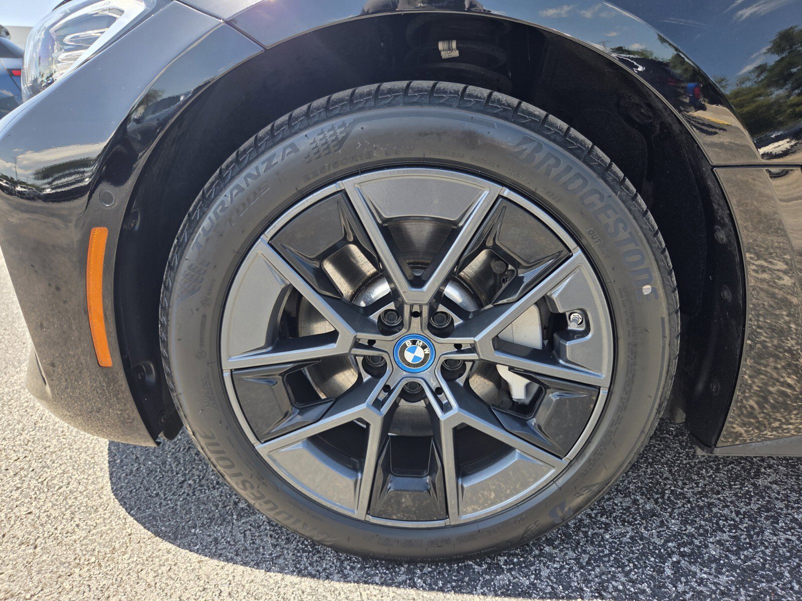 Certified 2023 BMW i4 eDrive35 image 8