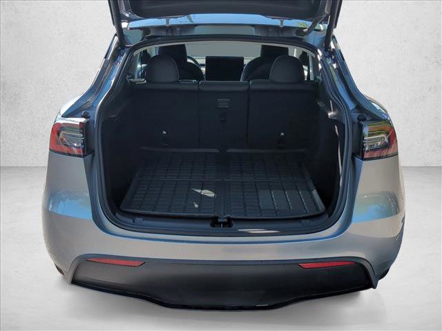 Used 2025 Tesla Model Y Long Range RWD image 7