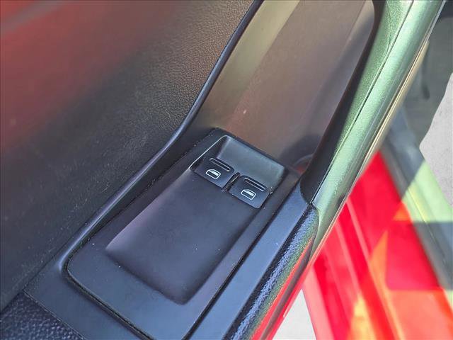 Used 2019 Volkswagen Beetle 2.0T S FWD image 8