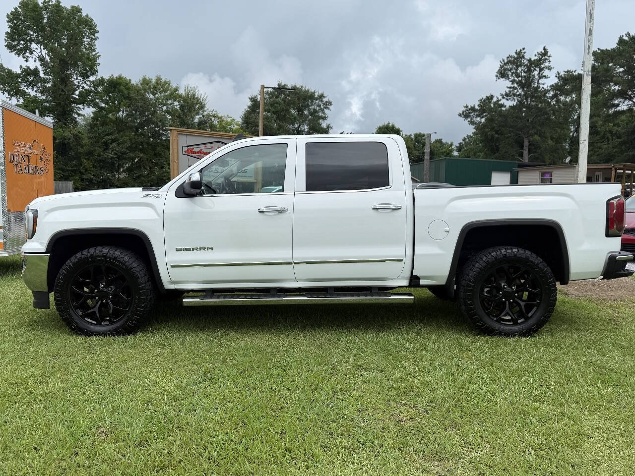 Used 2018 GMC Sierra 1500 SLT AWD/4WD image 12