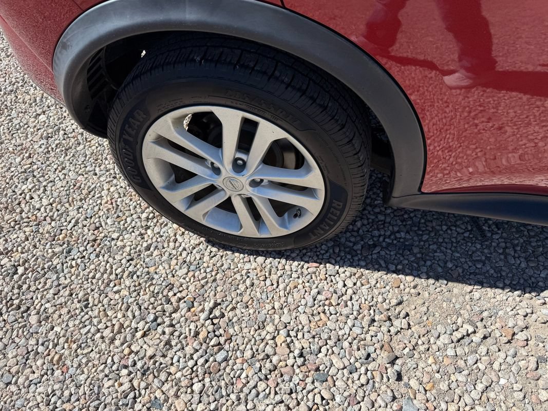 Used 2014 Nissan Juke S AWD/4WD image 35