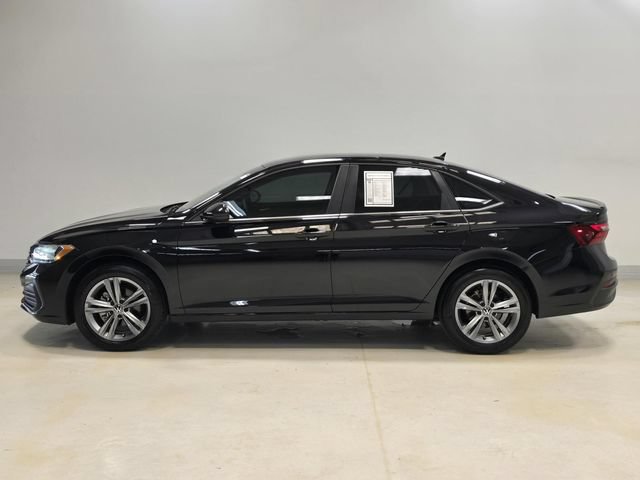 Used 2024 Volkswagen Jetta SE FWD image 38