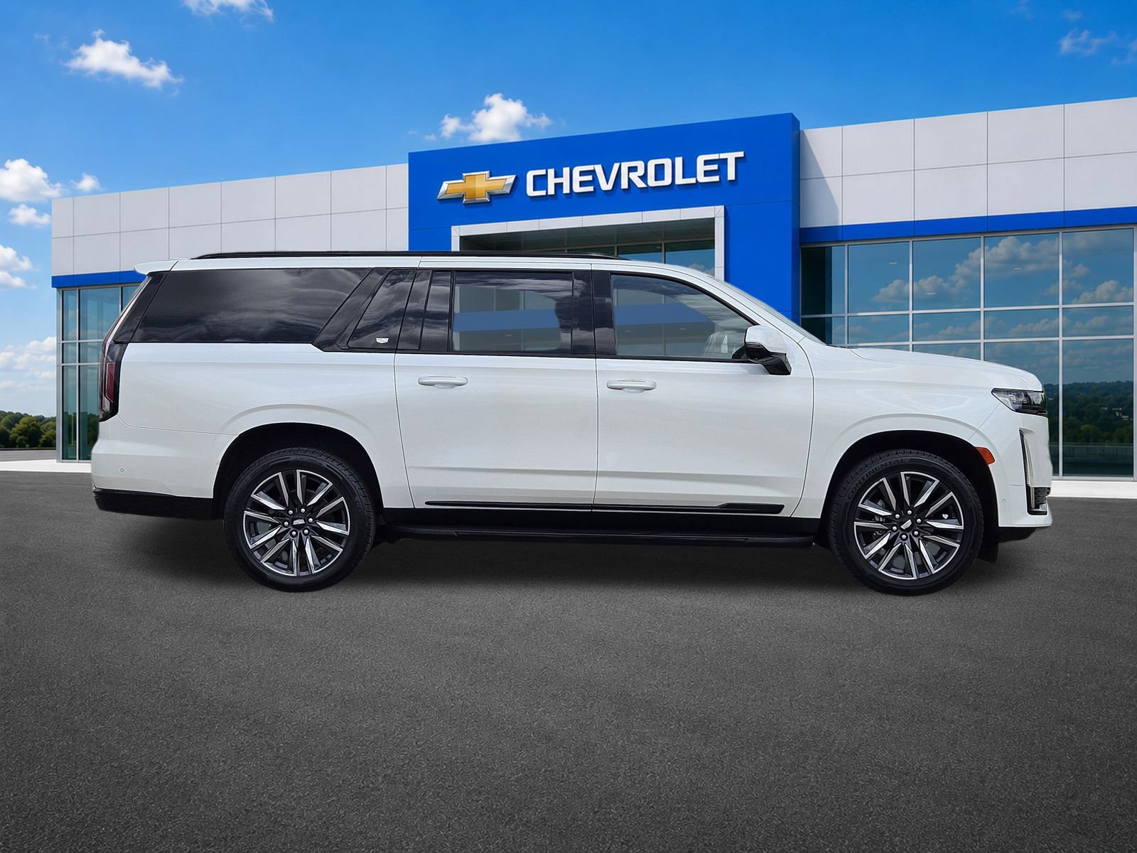 Used 2023 Cadillac Escalade ESV Sport w/ Heavy-Duty Trailer Package AWD/4WD image 7