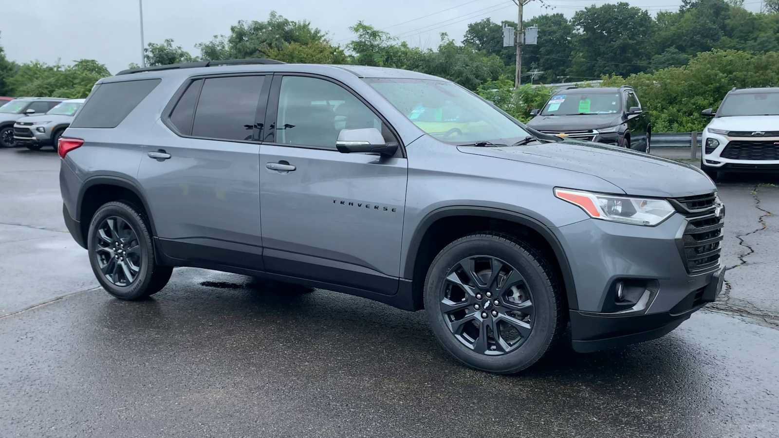 Certified 2021 Chevrolet Traverse RS AWD/4WD image 2