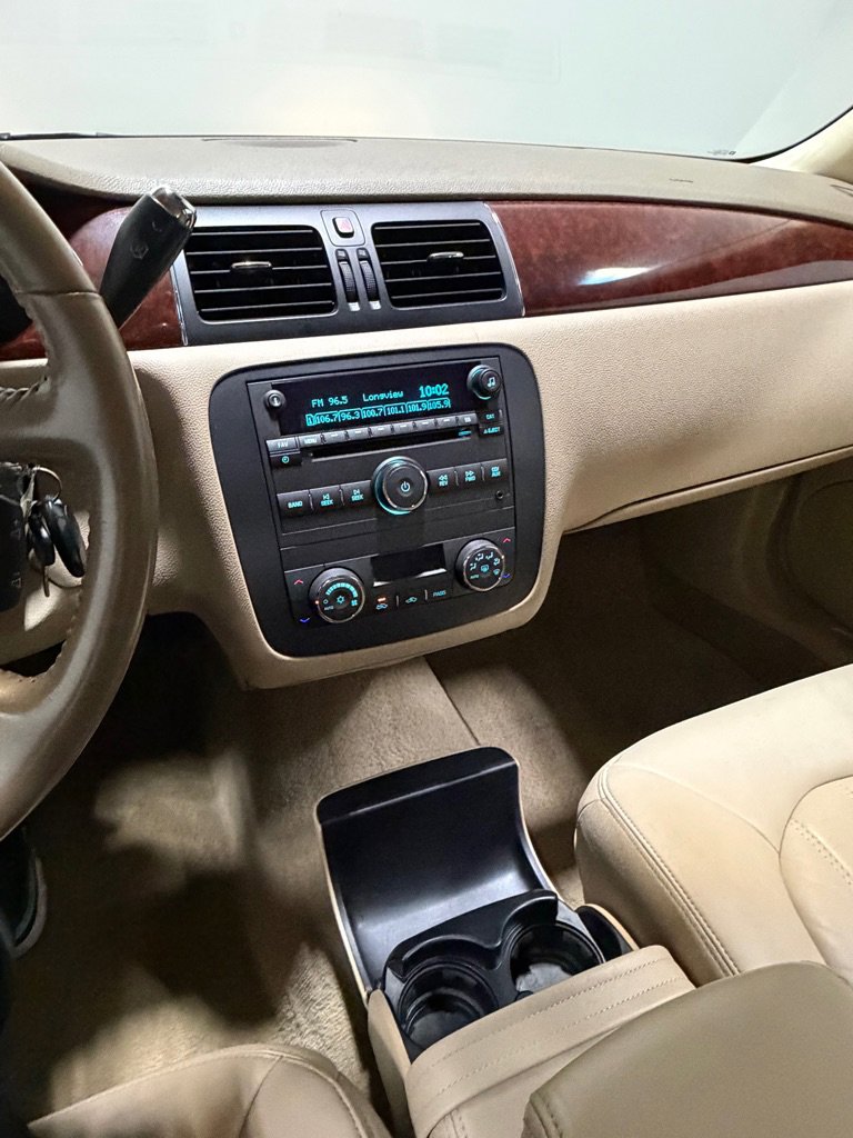Used 2006 Buick Lucerne CXL w/ Luxury Package image 13