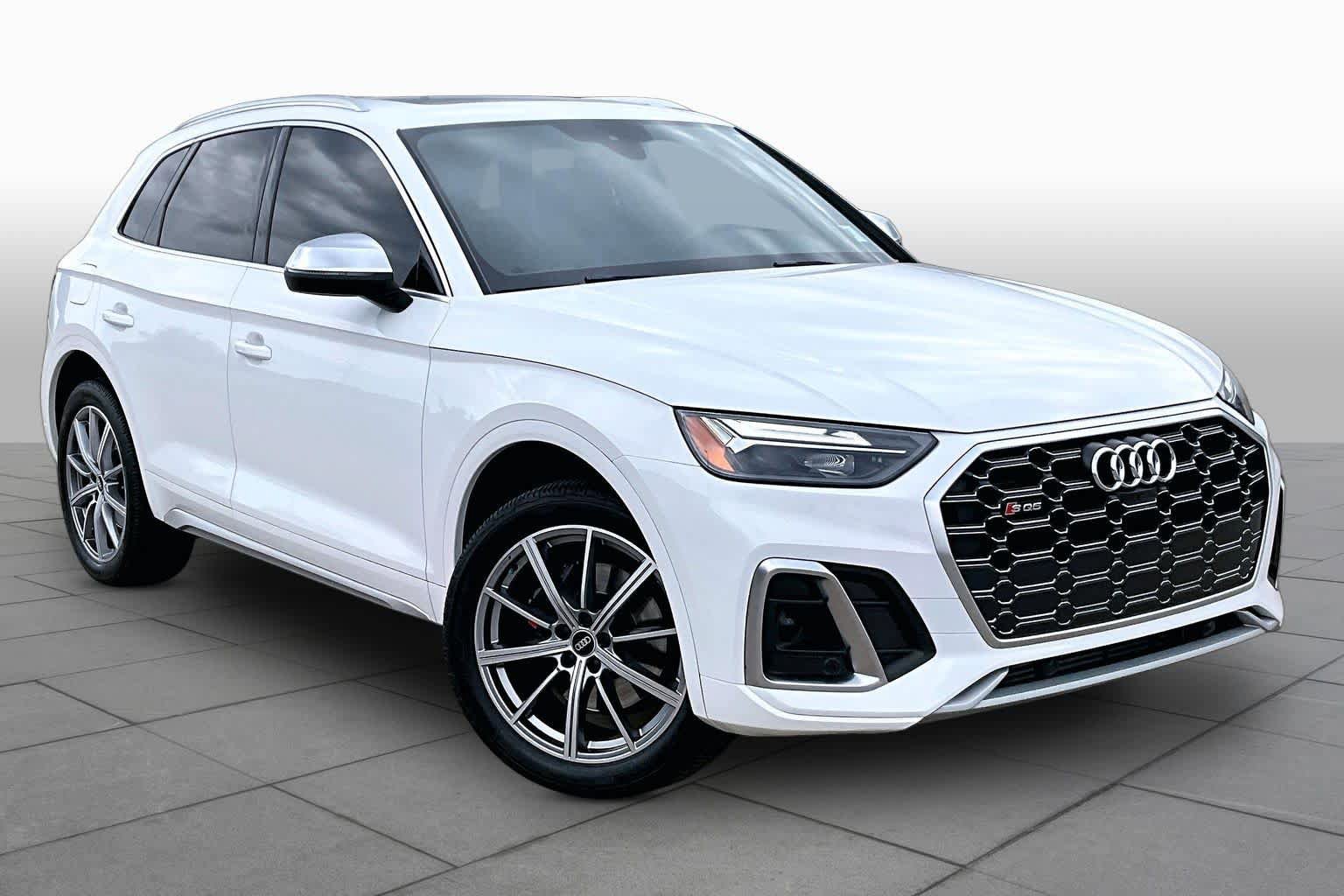 Used 2021 Audi SQ5 Premium Plus w/ Premium Plus Package AWD/4WD image 3