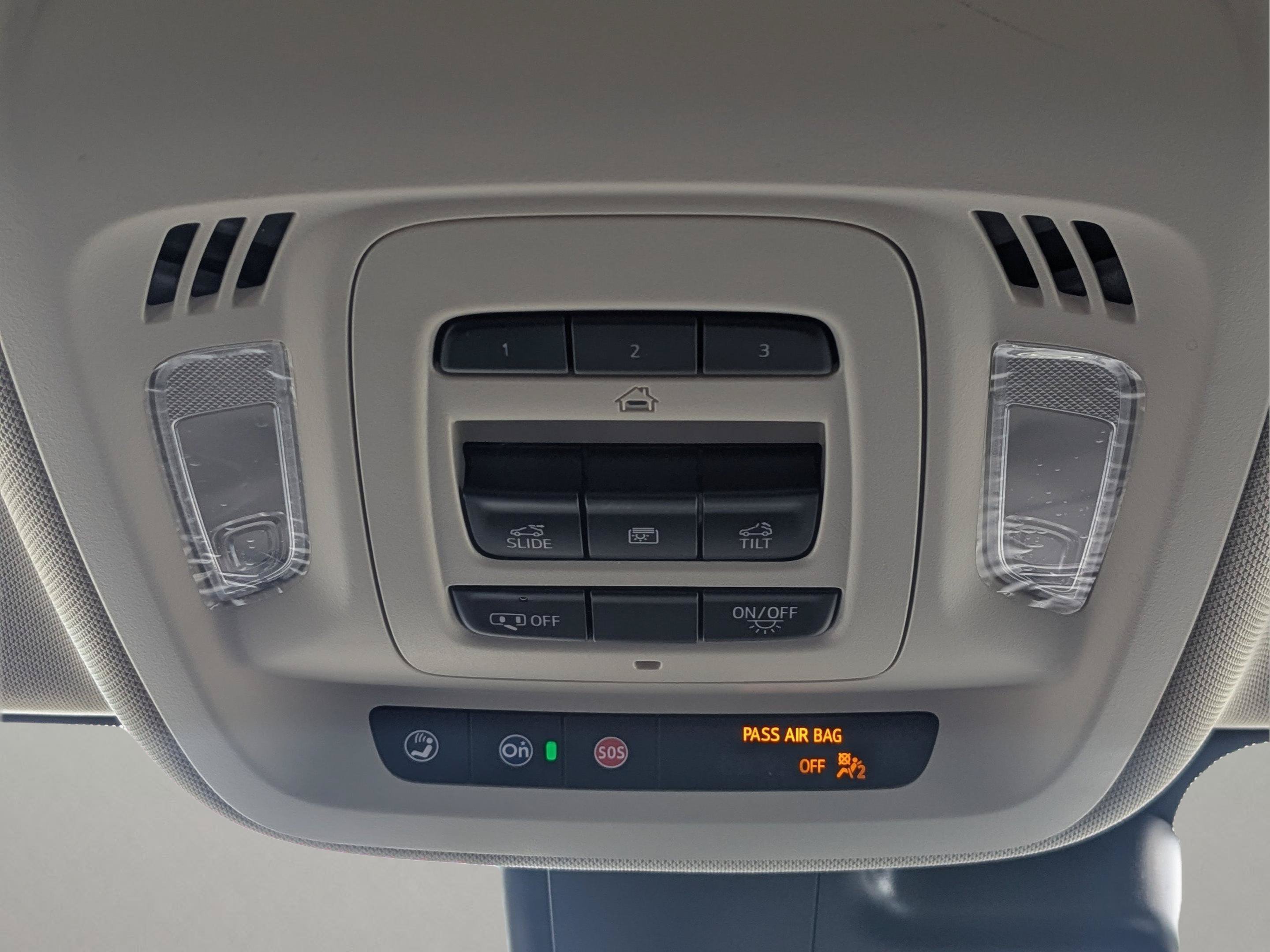 Used 2023 Buick Envision Avenir FWD image 21