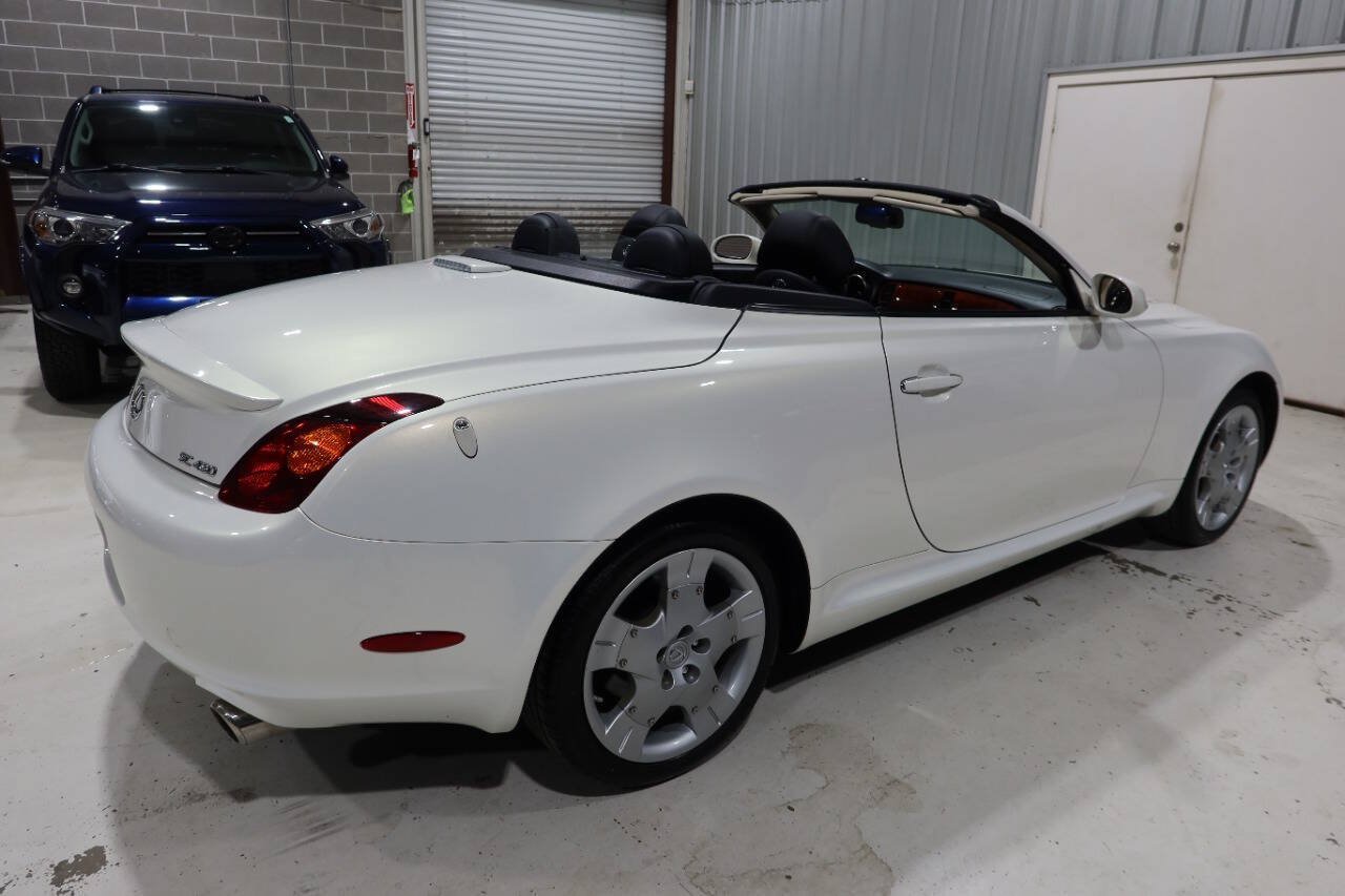 Used 2005 Lexus SC 430 Convertible RWD image 5