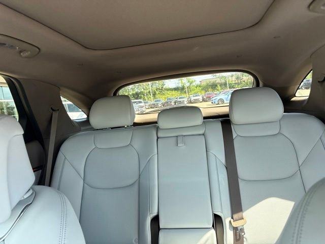 Used 2026 Genesis GV70 2.5T Advanced AWD/4WD image 9